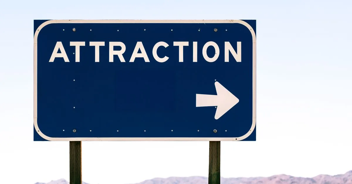 découvrez des stratégies efficaces pour attirer et fidéliser vos acheteurs grâce à notre guide complet sur l'attraction des clients.